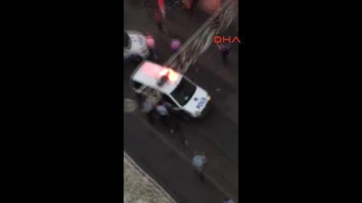 İstiklal Caddesi\'nde 1 Dakika 19 Saniye