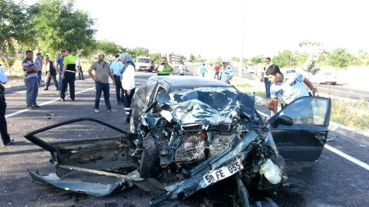 Nevşehir\'de Trafik Kazası: 1 Ölü, 2 Yaralı