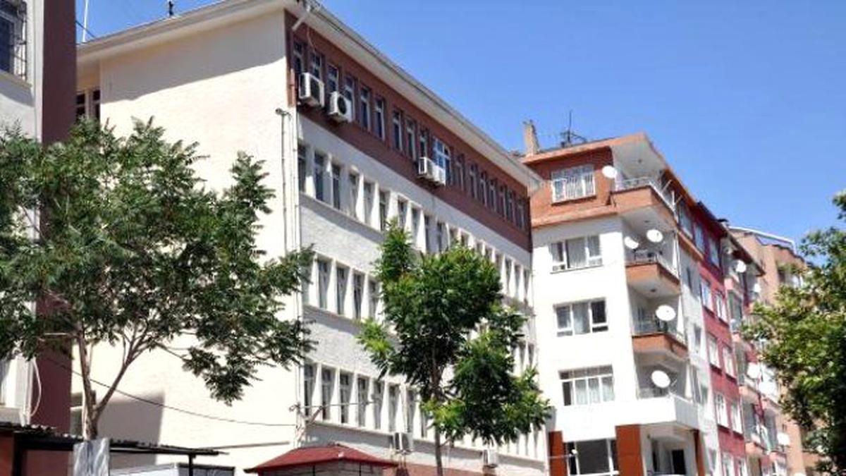Niğde Emniyeti, Terör Saldırılarına Karşı Yeni Nöbet Kulübesi Yaptı
