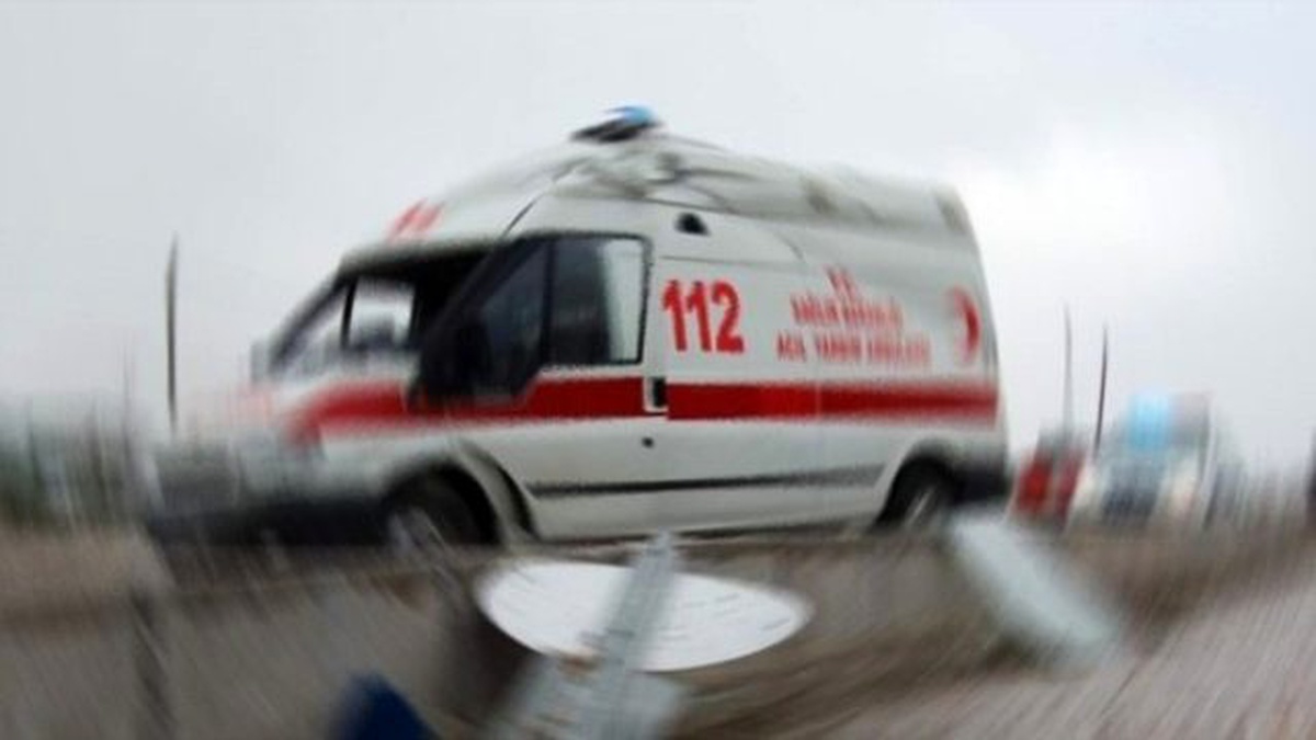 Otomobille Çarpışan Motosiklet Sürücüsü Yaralandı