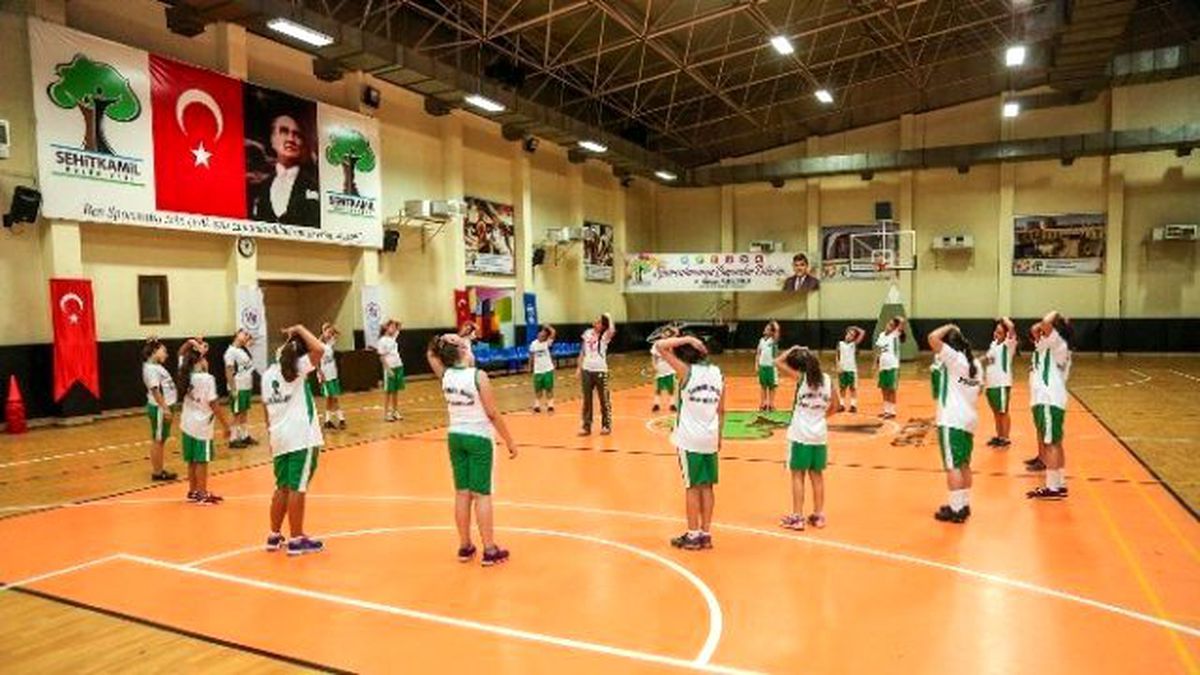 Potanın Kraliçeleri Çoğalıyor