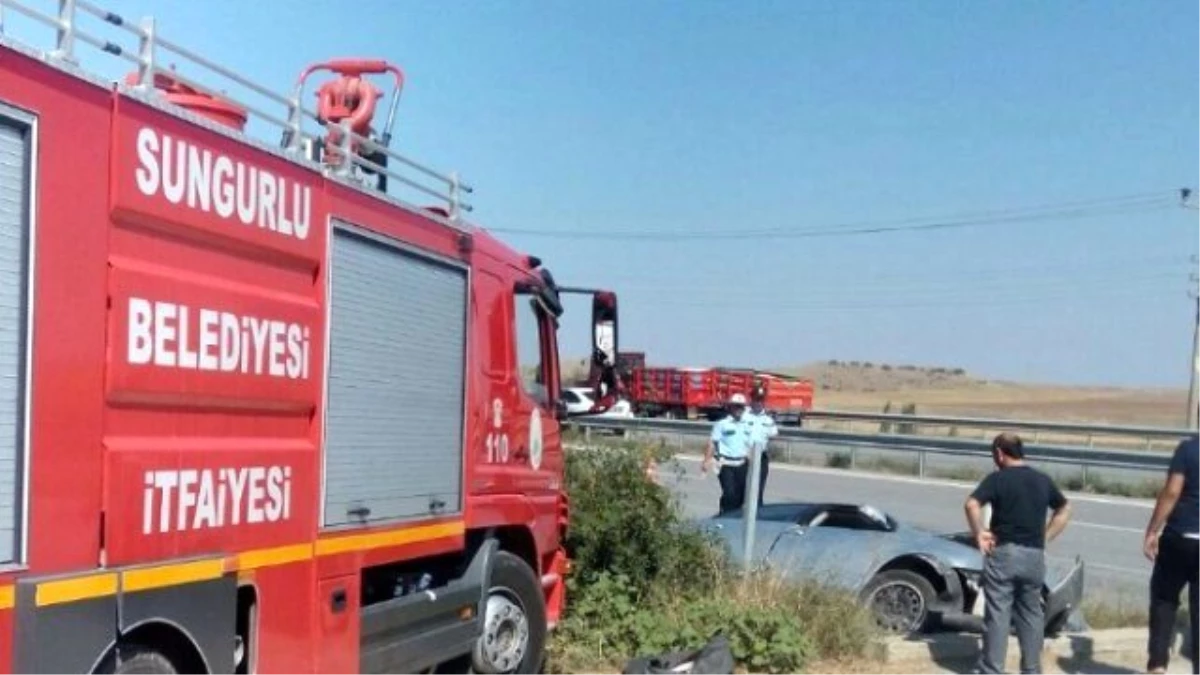 Sungurlu\'da Trafik Kazası: 3 Yaralı