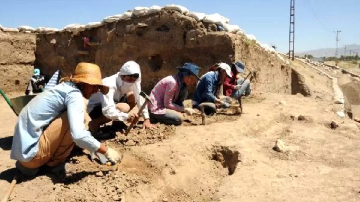 5,000 Year Of Urartu History To Be Unearthed İn Historical Van