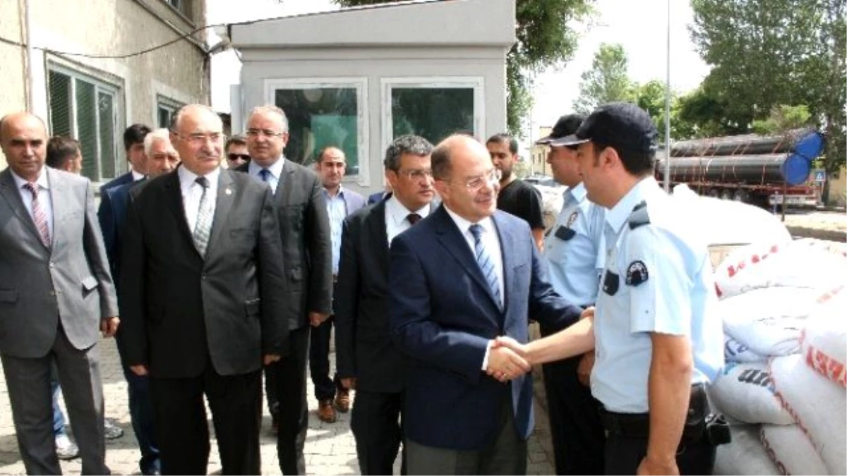 Akdağ, Pasinler Emniyetine Geçmiş Olsun Ziyaretinde Bulundu