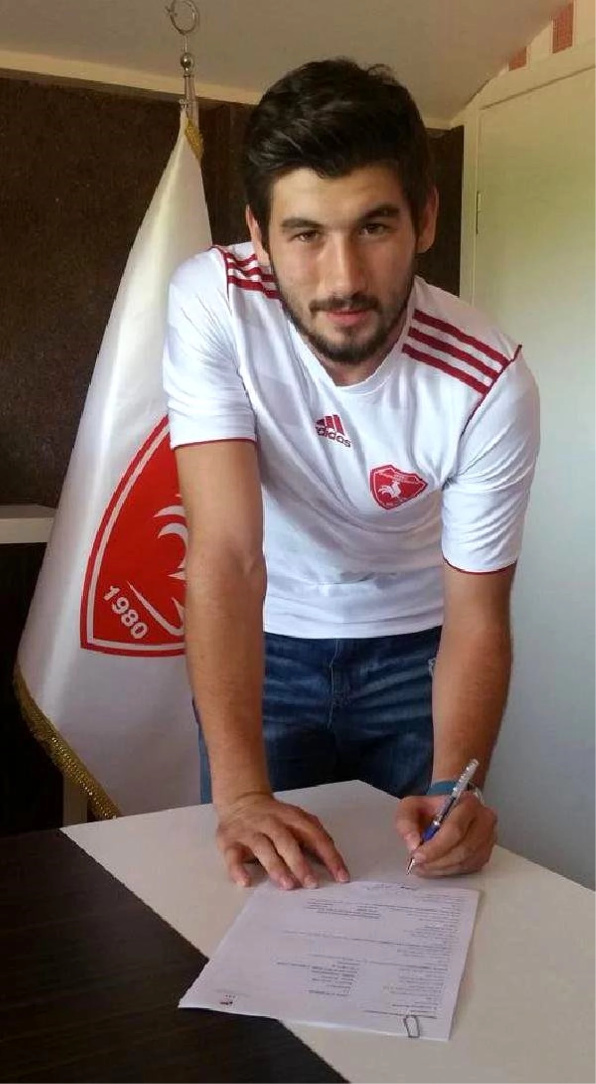 Denizli Belediyespor\'a Genç Kaleci