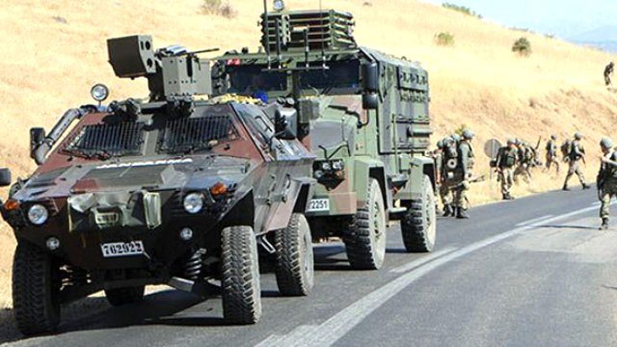 Elazığ'da Korucular ile PKK'lı Teröristler Çatıştı