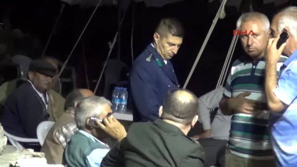 Eskişehir - Şehit Uzman Çavuş Tufan\'ın Baba Evinde Yas