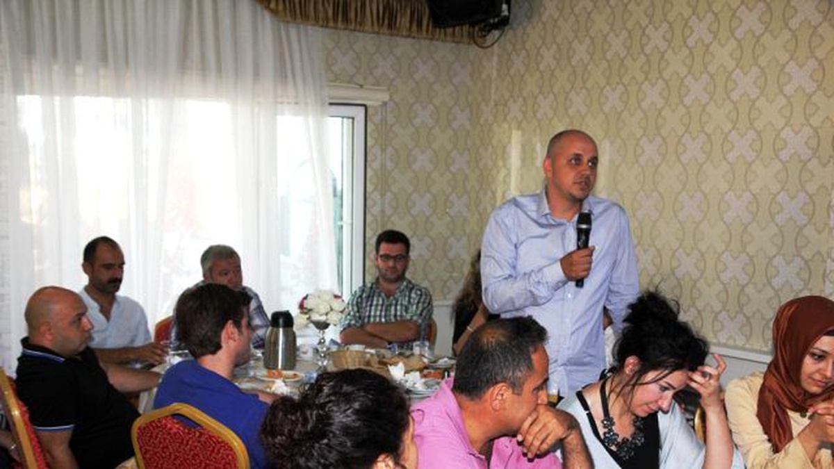 Genel Sekreter Büyükakın\'dan Kontrolörlere Açık Çek