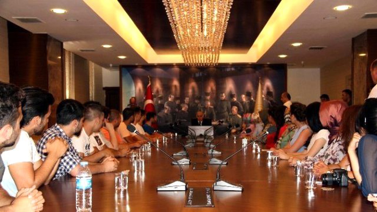 Gurbetçi Öğrenci: "Almanya\'da Ezan Sesine Hasretiz"