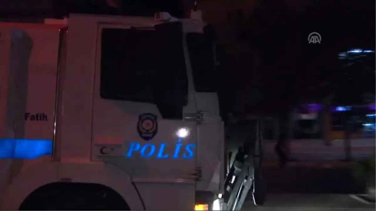 Şanlıurfa\'da İzinsiz Gösteriye Polis Müdahalesi