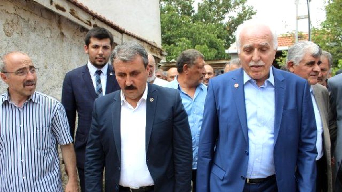 Kamalak, Destici\'yi Acı Gününde Yalnız Bırakmadı