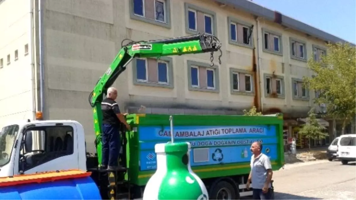 Körfez Belediyesi Geri Dönüşüm Hamlelerini Sürdürüyor