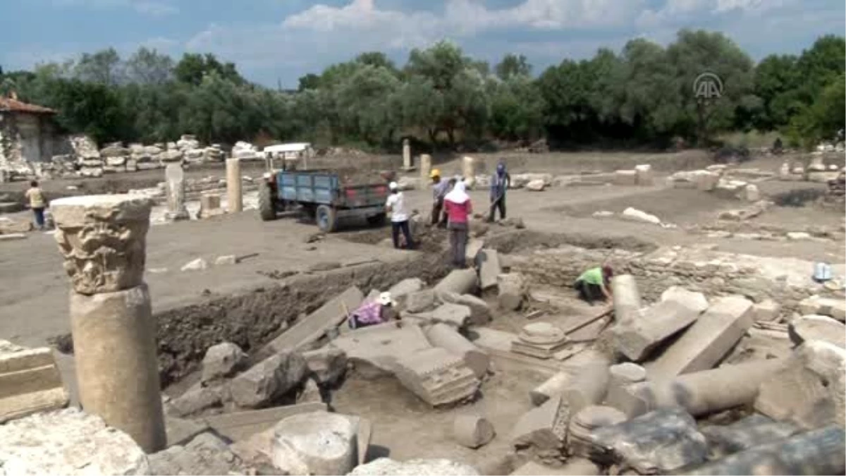 Roma Dönemine Ait 900 Yıllık Tuvaletler Bulundu