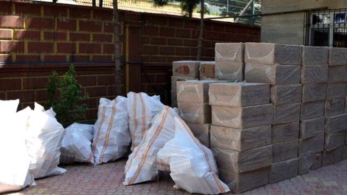 Siirt\'te 126 Bin 700 Paket Kaçak Sigara Ele Geçirildi