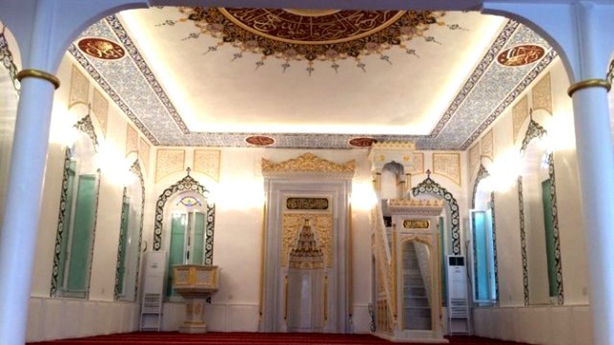 Tayland\'da Bang Uthit Camii\'nin Restorasyonu Tamamlandı