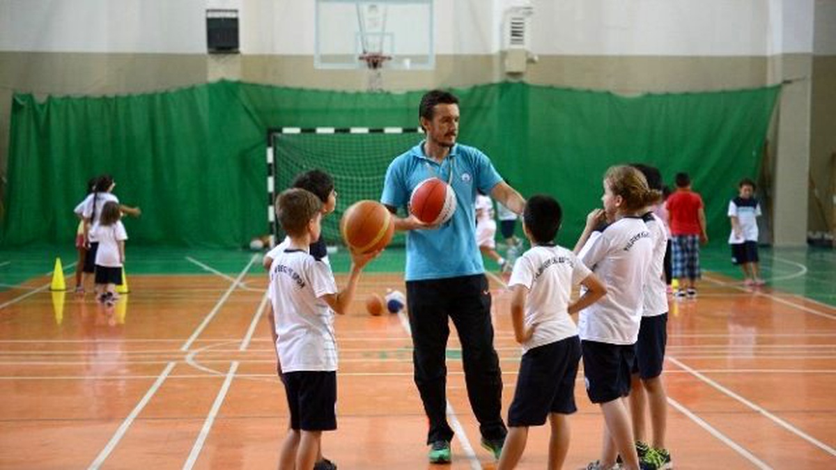 Yıldırımlı Çocuklar Basketbol Öğreniyor