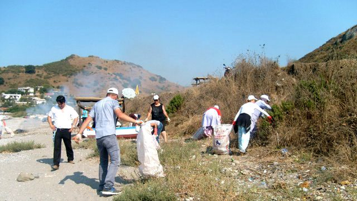 Zeytindalı Ekibi, Kilometrelerce Alanı Tertemiz Yaptı!