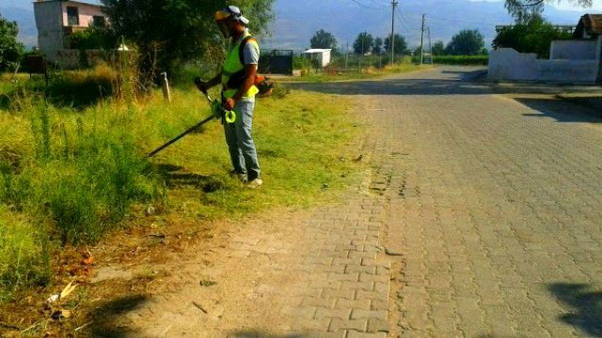 Alaşehir Belediyesi\'nden Ilgın Mahallesi\'nde Bakım Çalışması