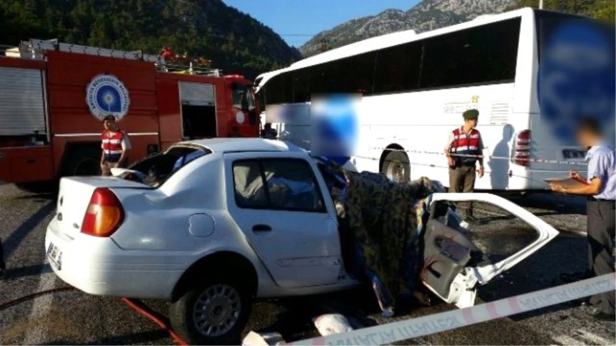 Antalya\'da Trafik Kazası: 5 Ölü (1)