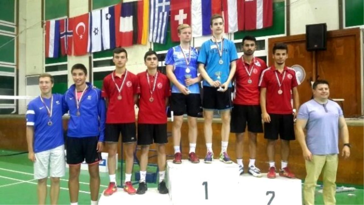 Avrupa Badmintonuna Yıldırım Damgası