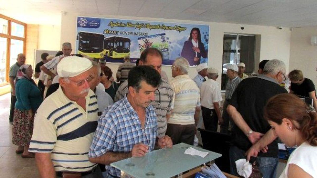 Aydın\'da İndirimli Ulaşım Yoğunluğu