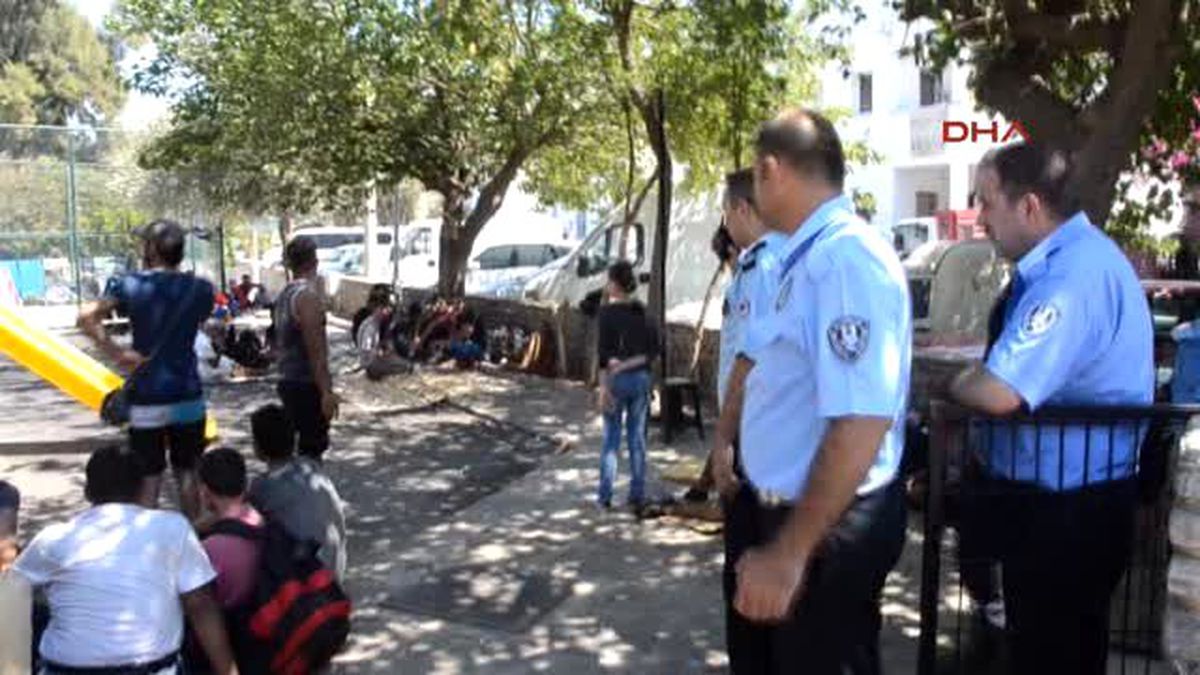 Bodrum Parklarındaki Mülteciler Uzaklaştırıldı