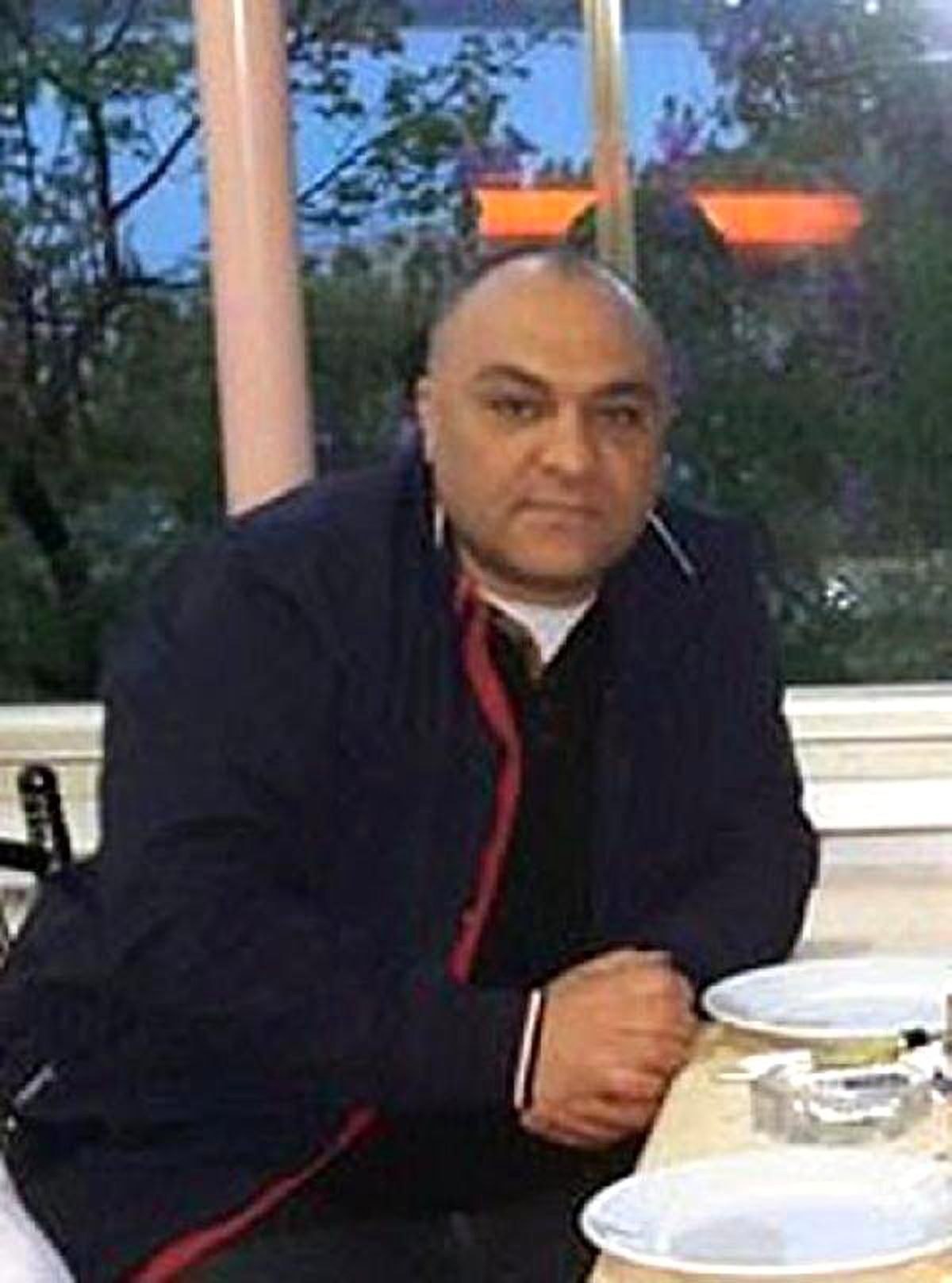 Çalışır Haldeki Otomobilinin Yanında Öldürülmüş Olarak Bulundu