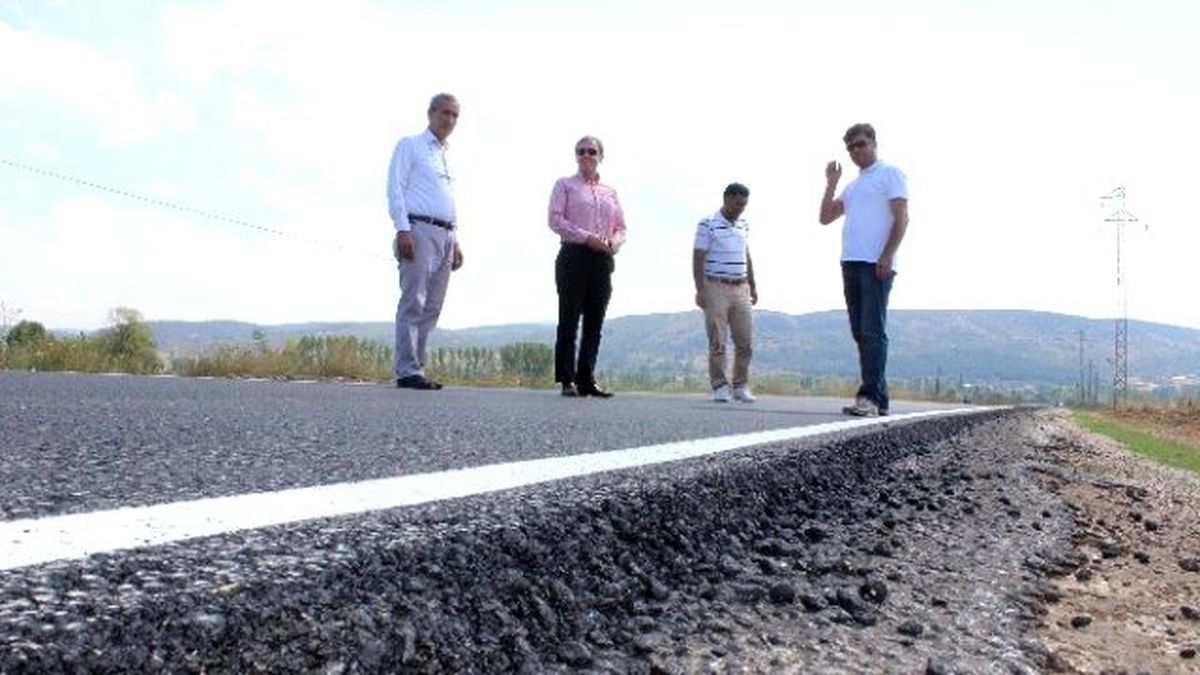 Göbel Yolu\'na Sıcak Asfalt