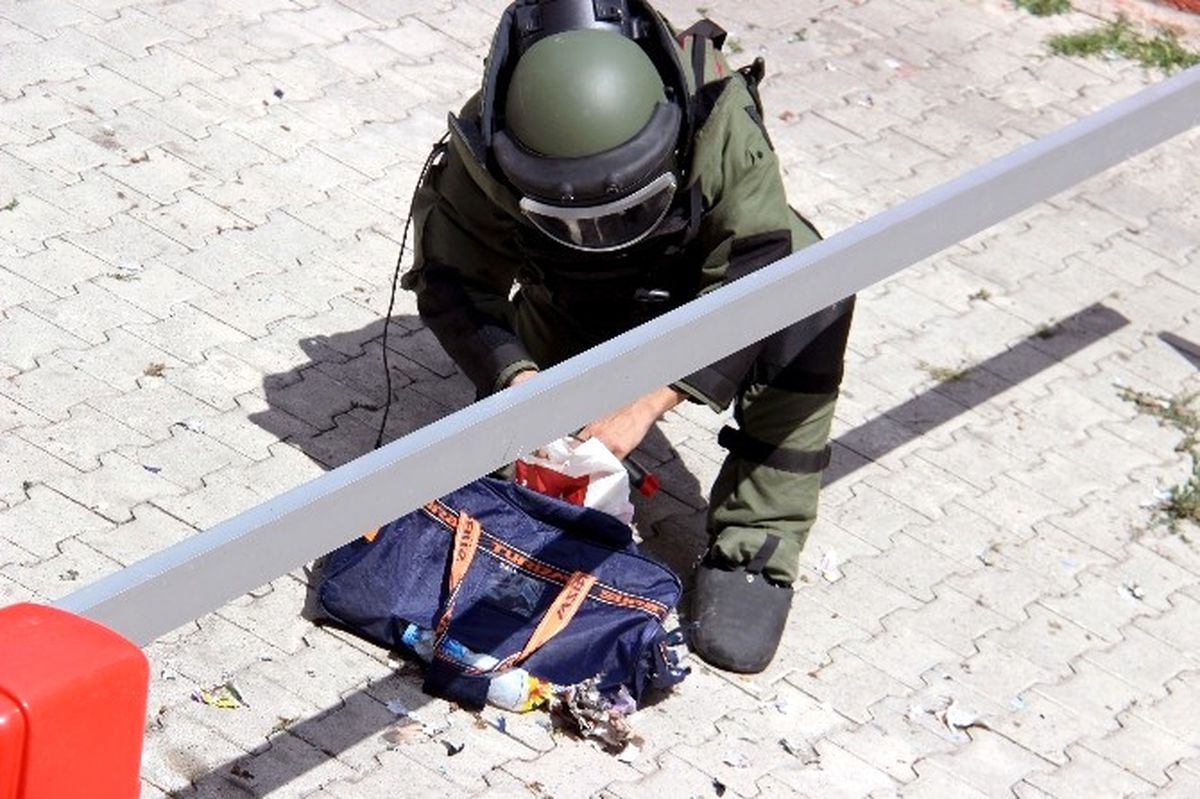 Gümüşhane Askerlik Şubesi Önünde Bomba Paniği