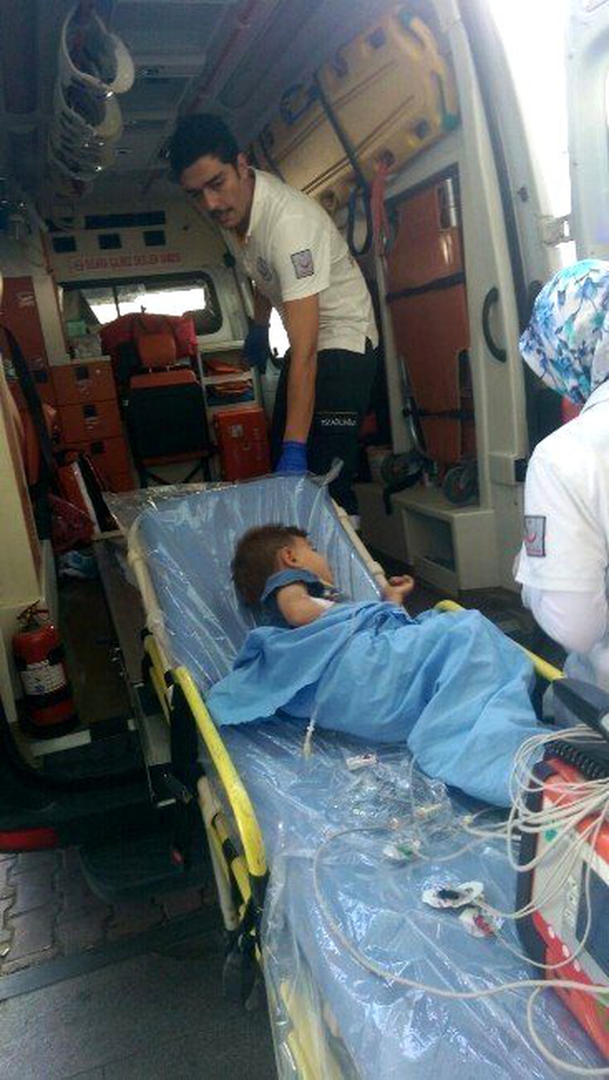 İkinci Kattan Düşen Çocuk Yaralandı
