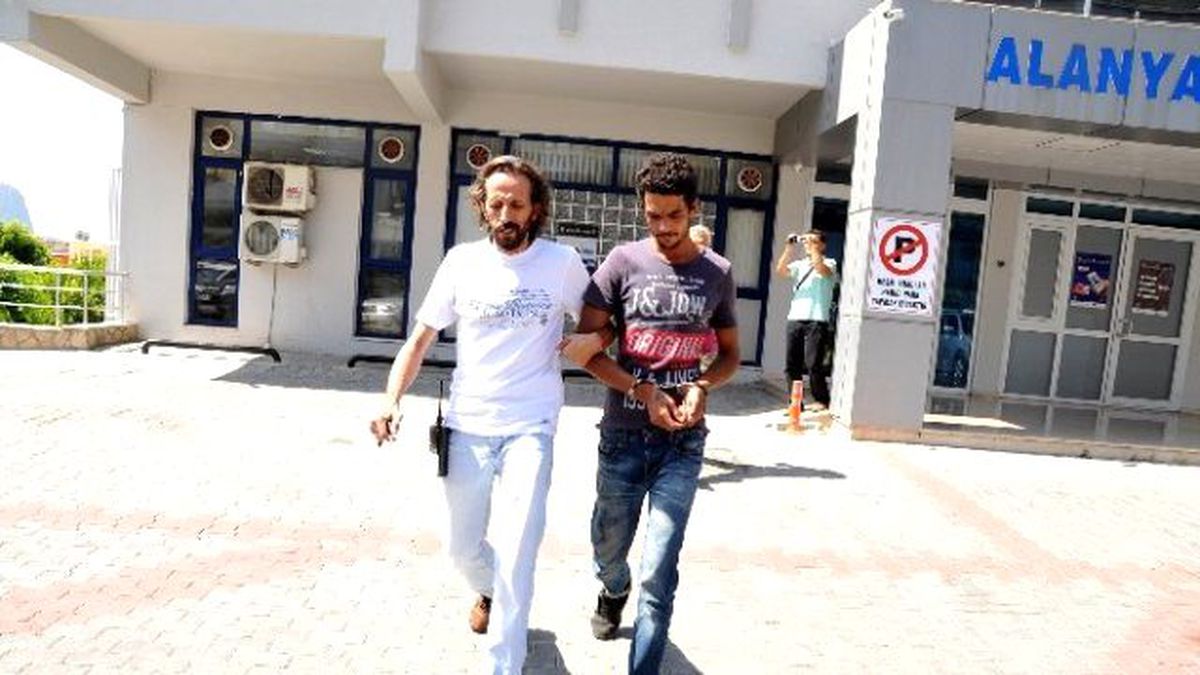 İsveçli Turist Gasp Kurbanı