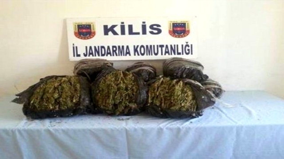 Kilis\'te 29 Kilo Kubar Esrar Ele Geçirildi