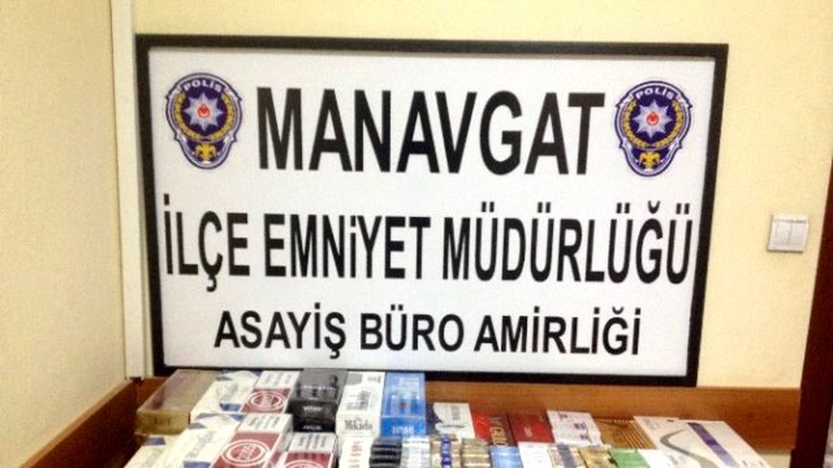 Manavgat\'ta Uyuşturucu ve Kaçak Sigara Operasyonu
