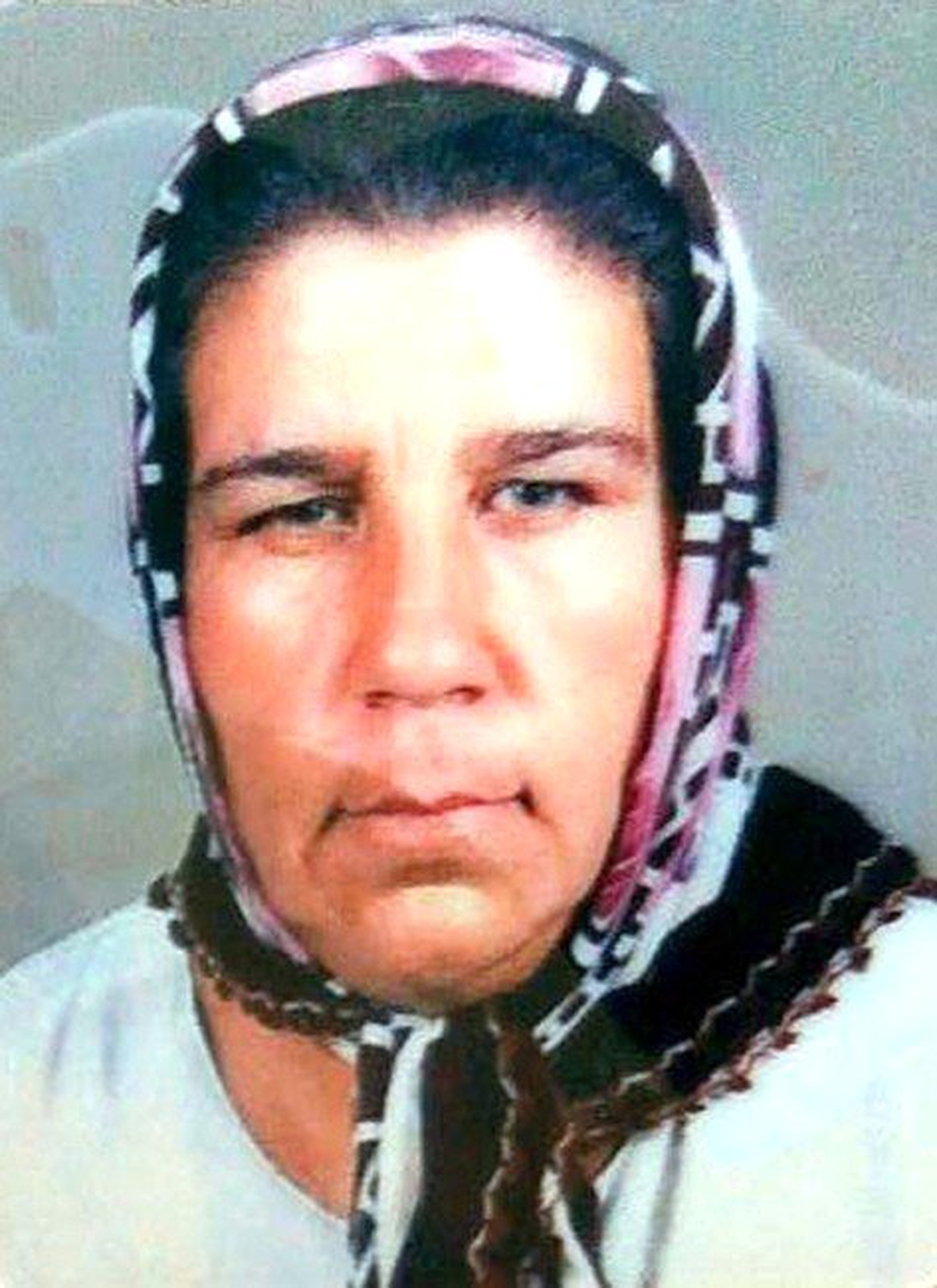 Mersin\'de Üç Çocuk Annesi Kadın Bileziği İçin Öldürülmüş