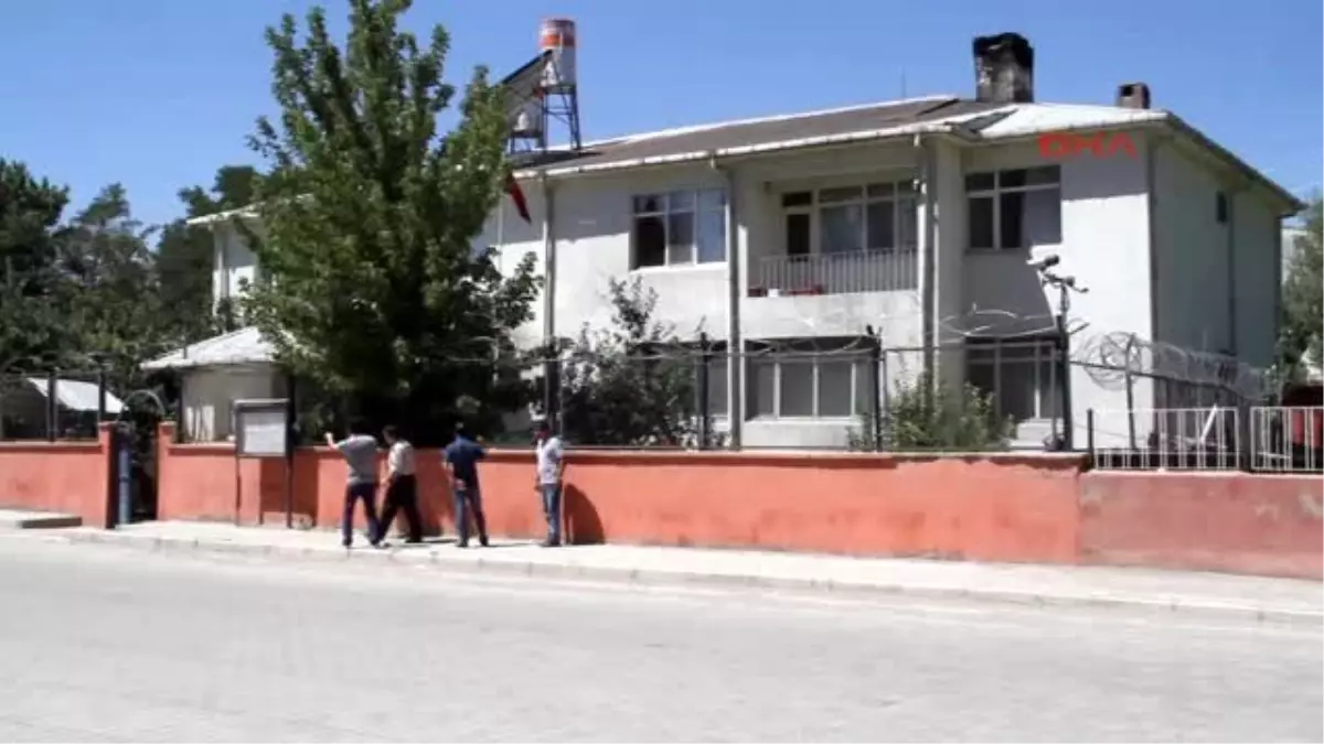 Muradiye Askerlik Şubesi\'ne Saldırı ile İlgili 1 Kişi Tutuklandı