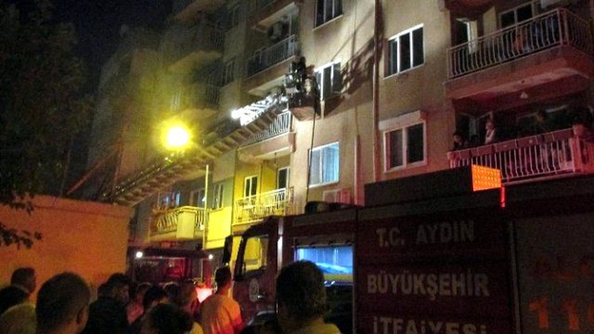 Ocakta Unutulan Yemek Yangına Neden Oldu