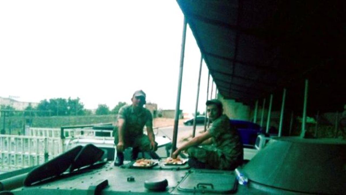 Şehit Jandarma Er Erüstün\'ün Memleketinde Hüzün Var