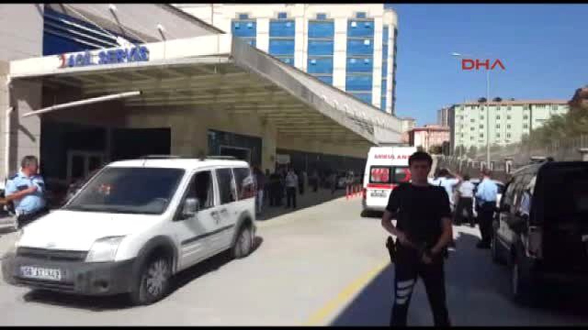 Siirt\'te Askeri Araca Bombalı Tuzak: Yaralılar Var