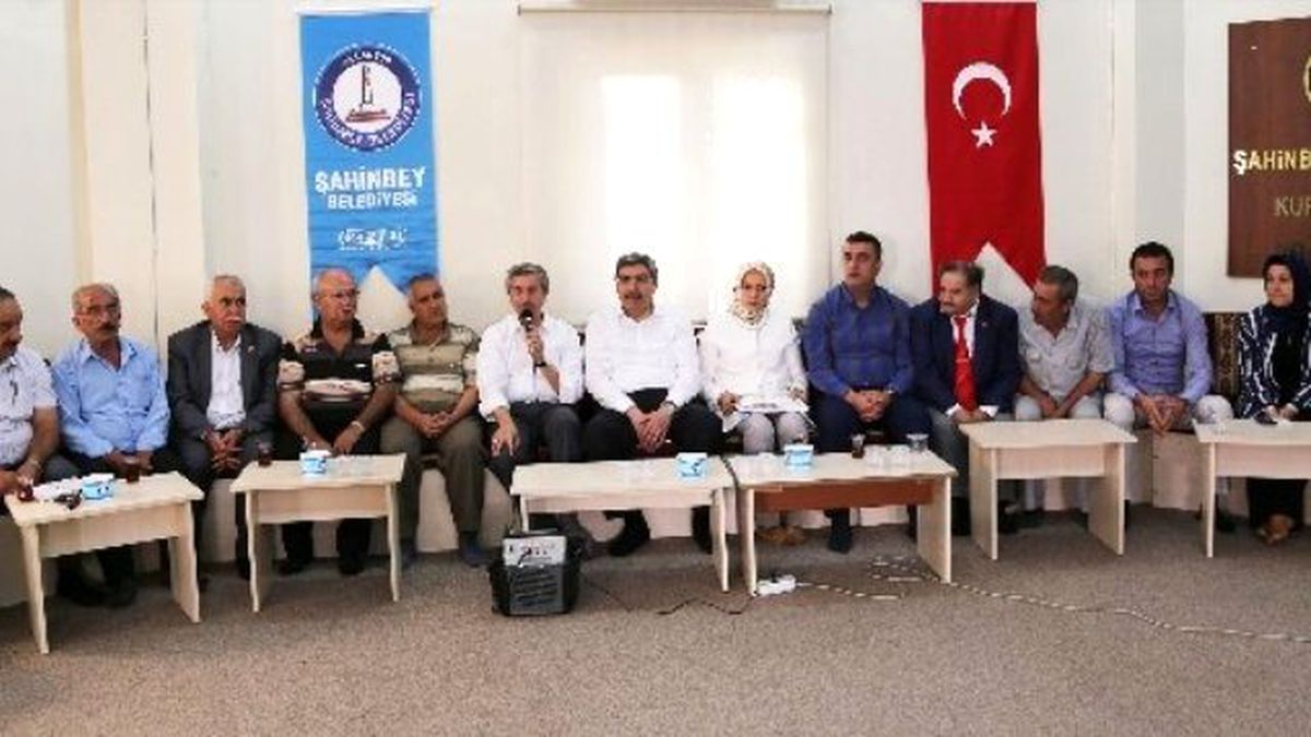 Tahmazoğlu Muhtarlarla Bir Araya Gelmeye Devam Ediyor