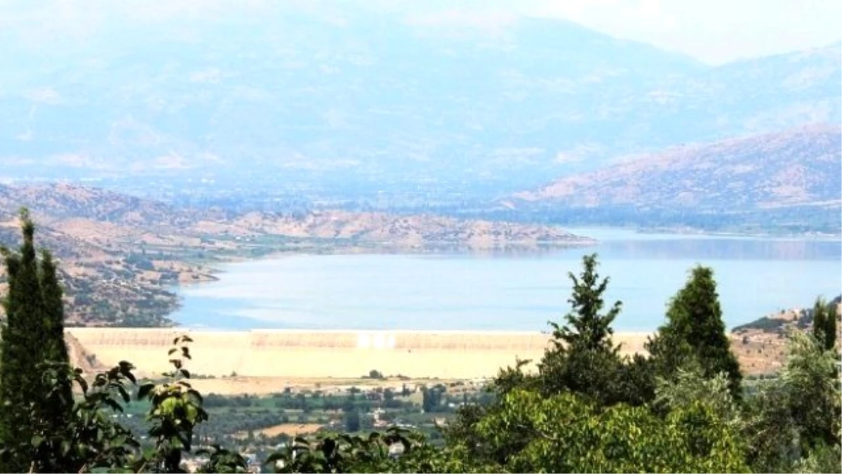 Tarımsal Sulama Beydağ Barajı\'nın Doluluk Oranını Düşürdü