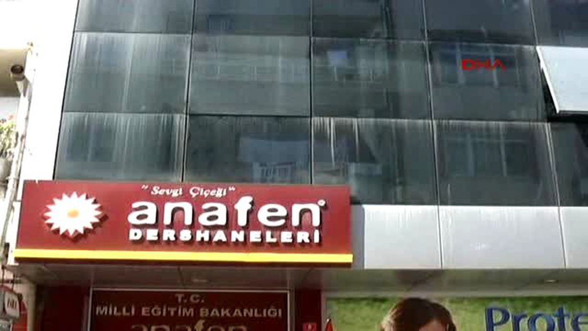 Yalova\'da, Polis Dershanede Arama Yaptı