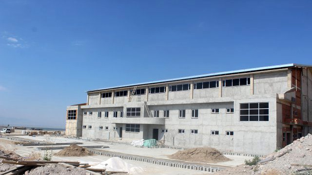 Yeni Spor Salonu İçin Çalışmalar Tüm Hızıyla Devam Ediyor