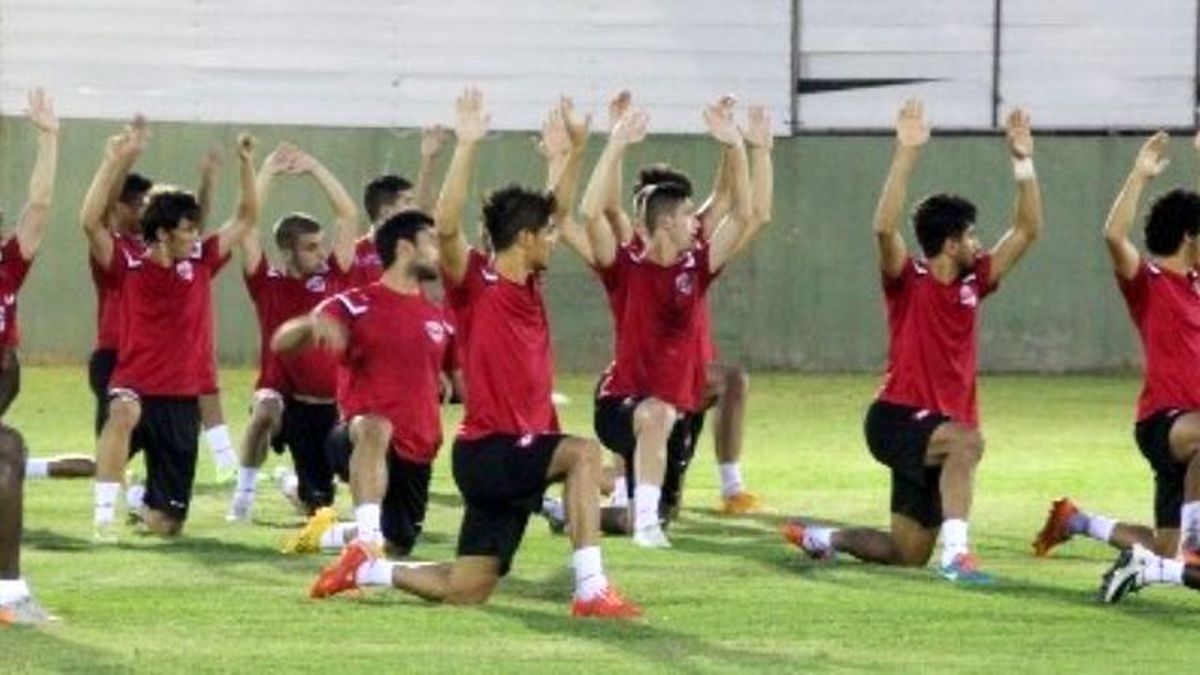 Adanaspor\'da Gözler Göztepe\'de