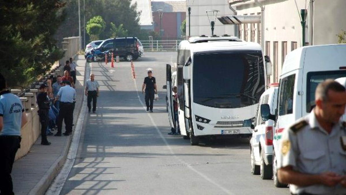 Adıyaman\'da 2 Terörist Öldürüldü