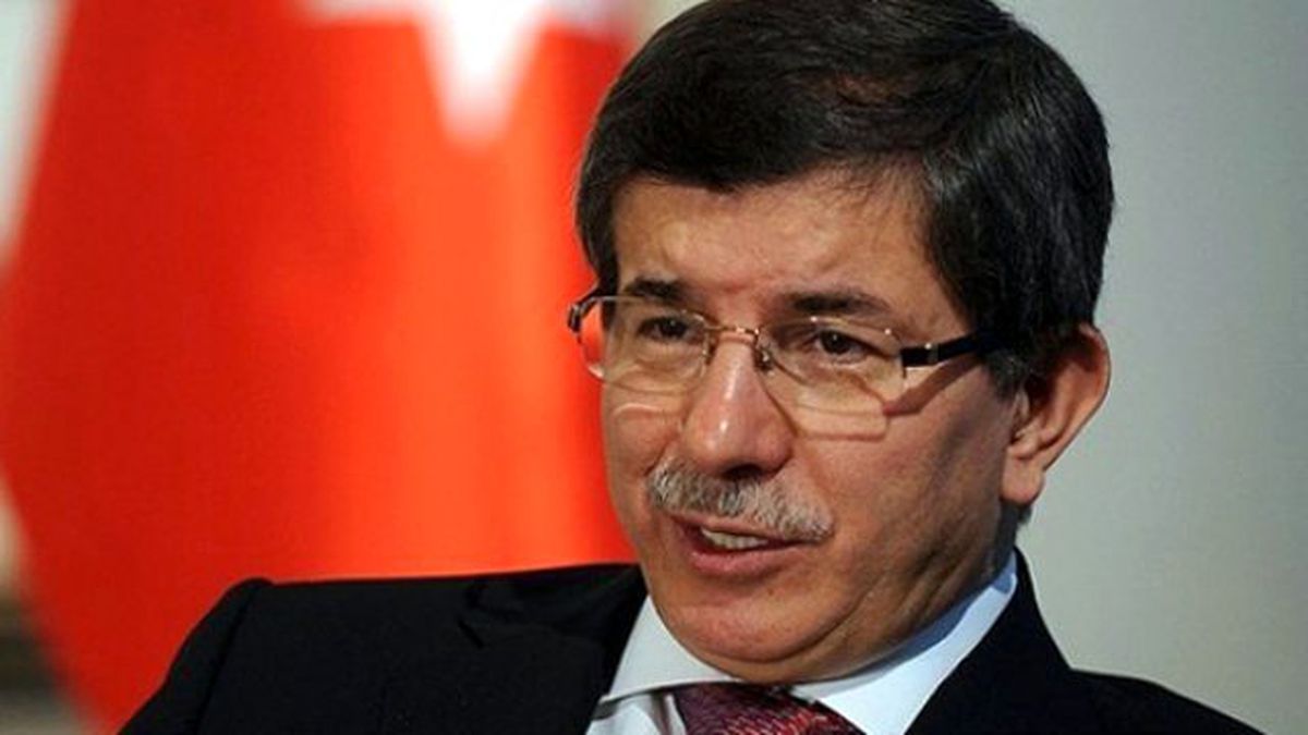 Başbakan Davutoğlu CHP ve MHP'ye 'Bir Araya Gelelim' Çağrısı Yaptı