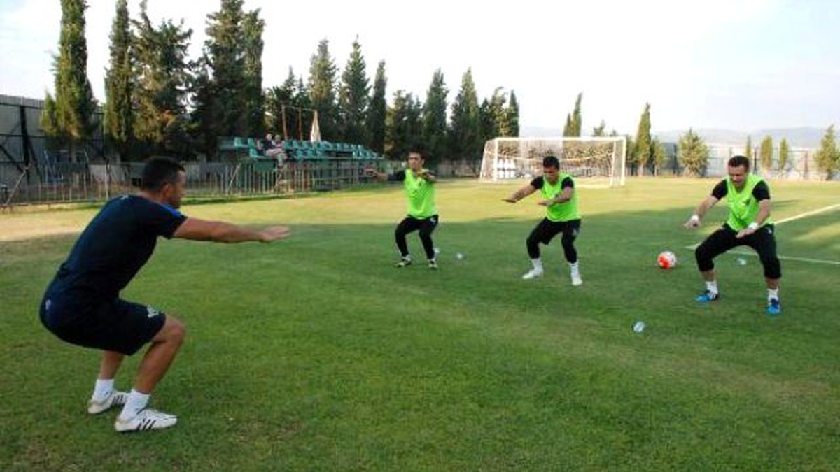 Akhisar Belediyespor\'un Kalesi Emin Ellerde