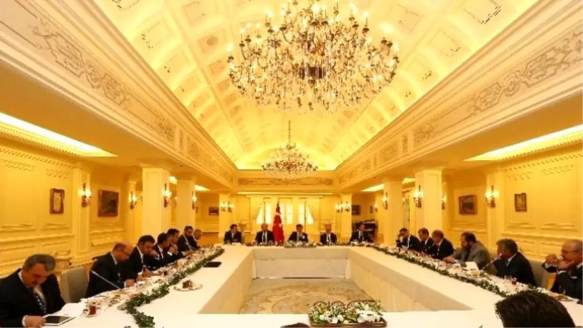 Başbakan Davutoğlu, 3 Dönemliklere Müjdeyi Verdi