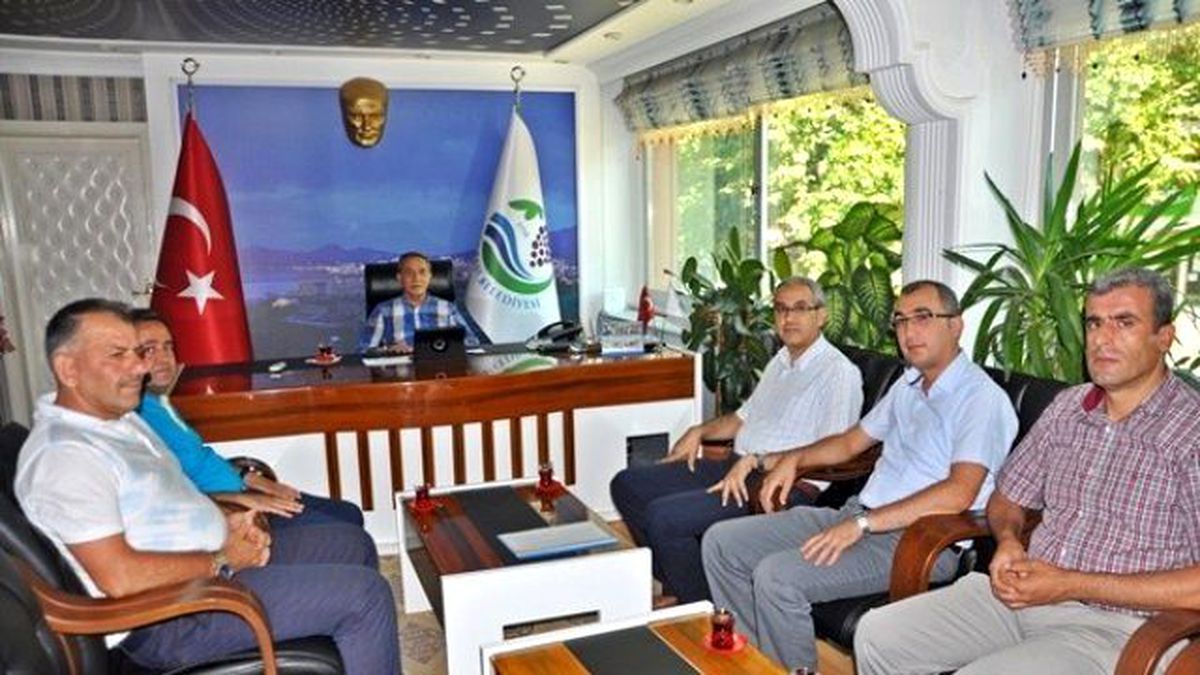 Başkan Özdemir\'e, Çevre Şehircilik İl Müdürlüğü\'nden Ziyaret