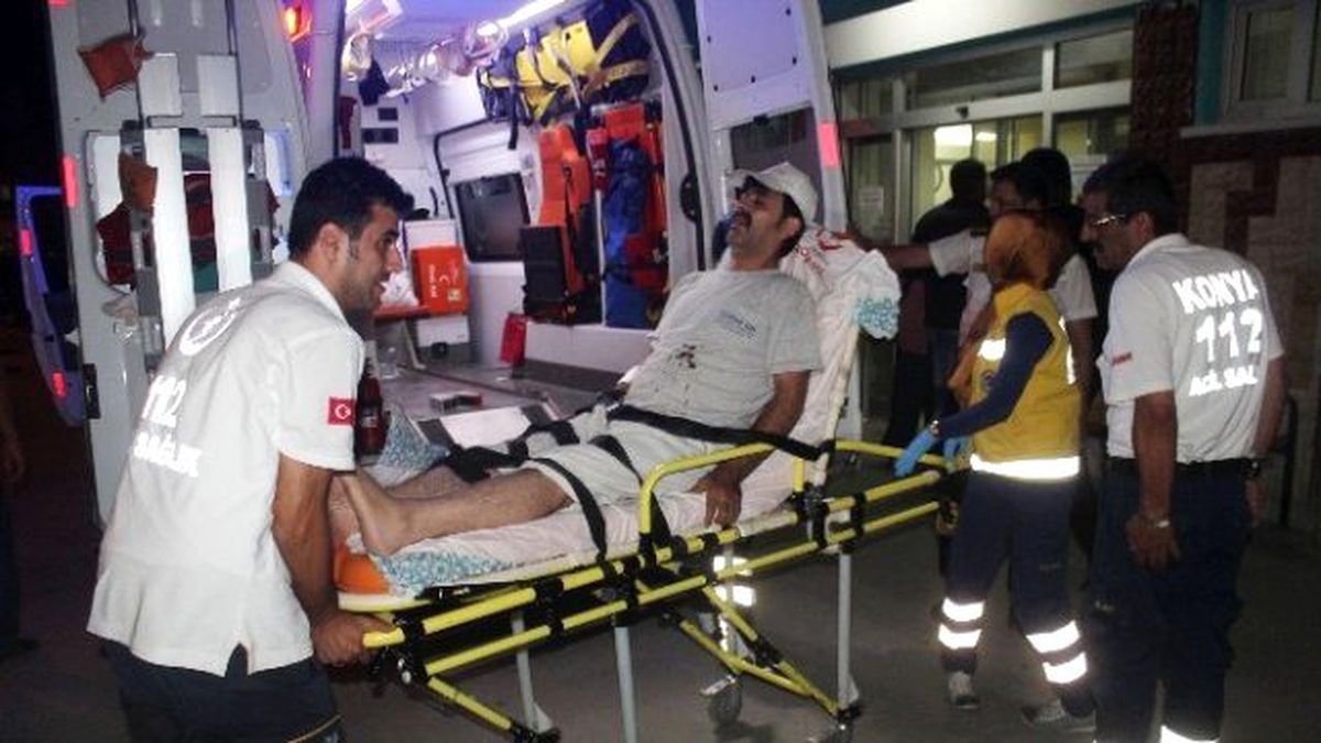 Beyşehir\'de Bıçakla Yaralama