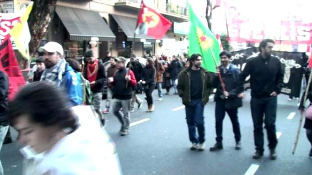 Buenos Aires\'te PKK Flamaları ile \'Türkiye\' Protestosu....